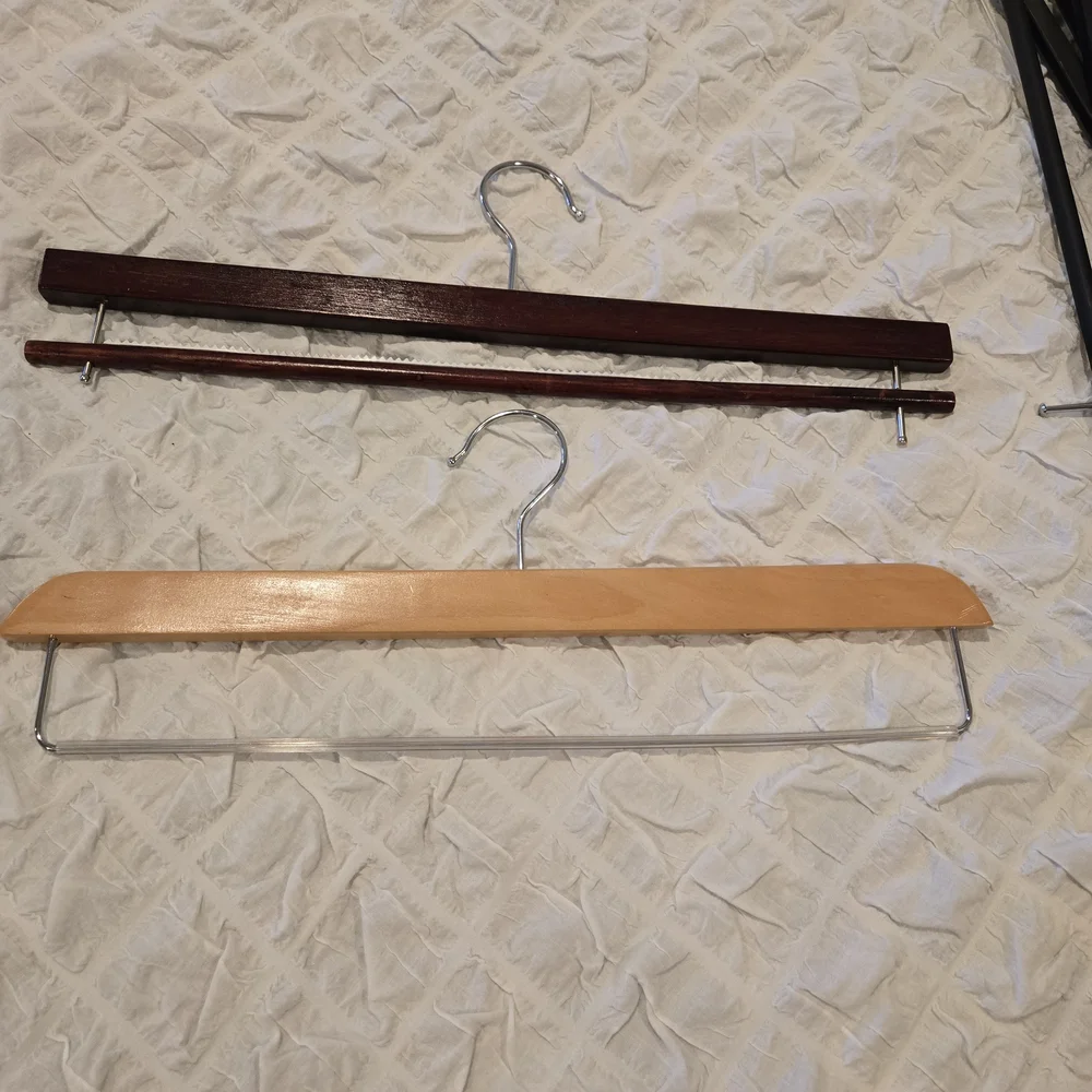 Set of 5 Slide-Grip Pants Hangers – Wood + Plastic Mix